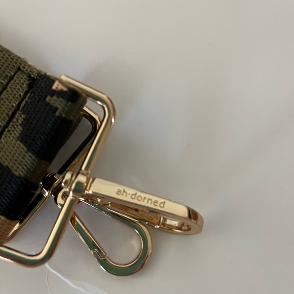 Ah-dorned Guitar Strap for Crossbody - Picture 2 of 3